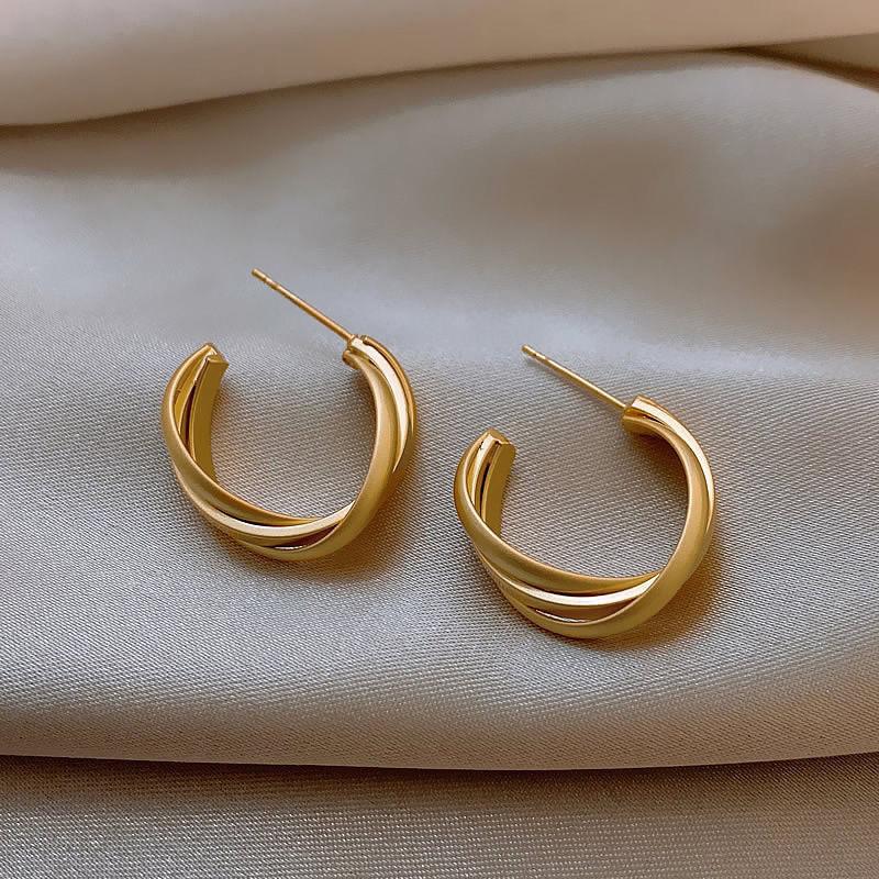 1Pair Minimal Design Metal Exaggerated Geometric Ear Stud Earrings For Women Girls Fashion Temperament Jewelry Party Accessorie