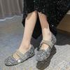 Модные осенние новые туфли Мэри Джейн с пайетками Женская мода Круглый носок Бант Одна ремешок Мягкая подошва Нескользящие Внутреннее увеличение Однотонные туфли