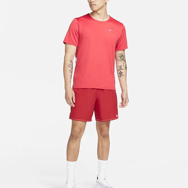 Nike Dri-Fit Wild Run быстросохнущая дышащая беговая футболка мужская красная DD5356-605