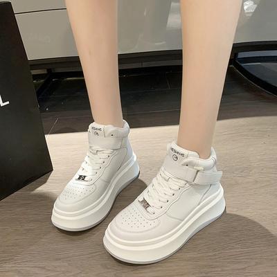 Высокие женские туфли на платформе, осенние новые повседневные спортивные туфли для девочек, маленькие белые туфли на толстой подошве, кроссовки для бега на мягкой подошве