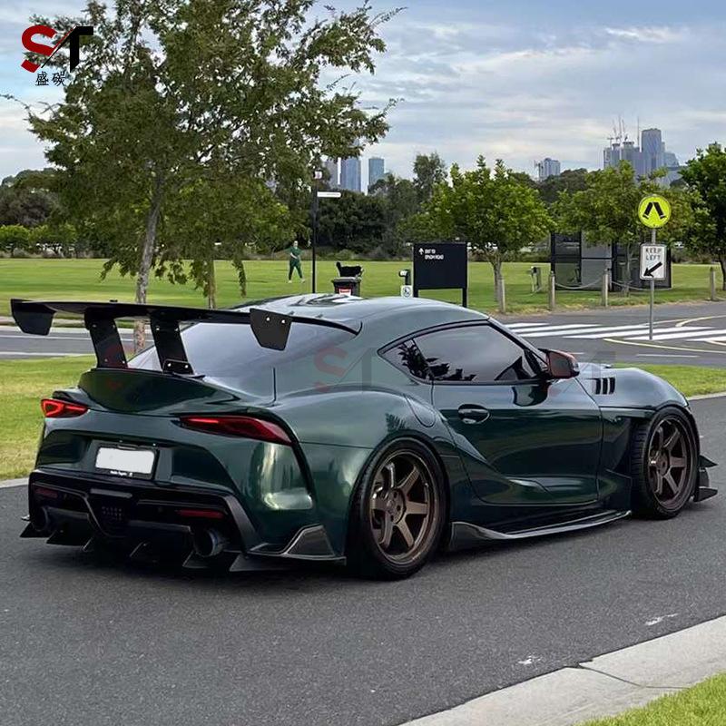 Комплект карбонового обвеса для Toyota Supra A90/A91 - Стиль VRS: Передний сплиттер, Задний сплиттер, Пороги, Задний спойлер, Задние угловые бамперы