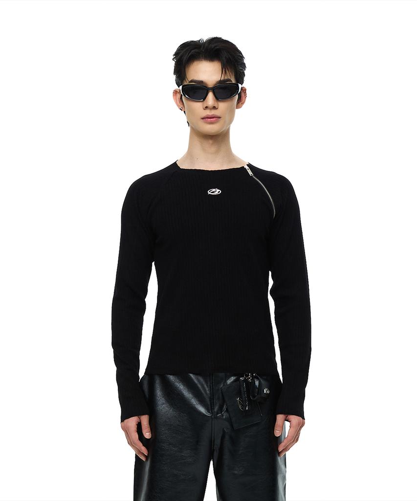 MORE THAN BLACK Logo One Side Zip Up Knit