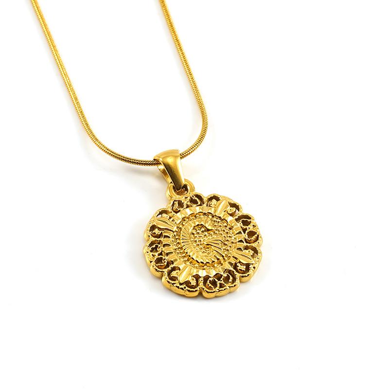 New fashion titanium steel letter pendant, clavicle chain, round embossed design necklace, personalized versatile men and women