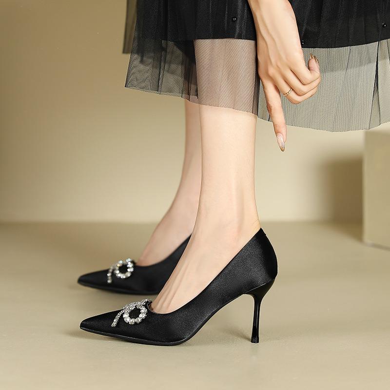 1-Сексуальные замшевые туфли-лодочки со стразами, женские зимние новые остроносые туфли на шпильке
