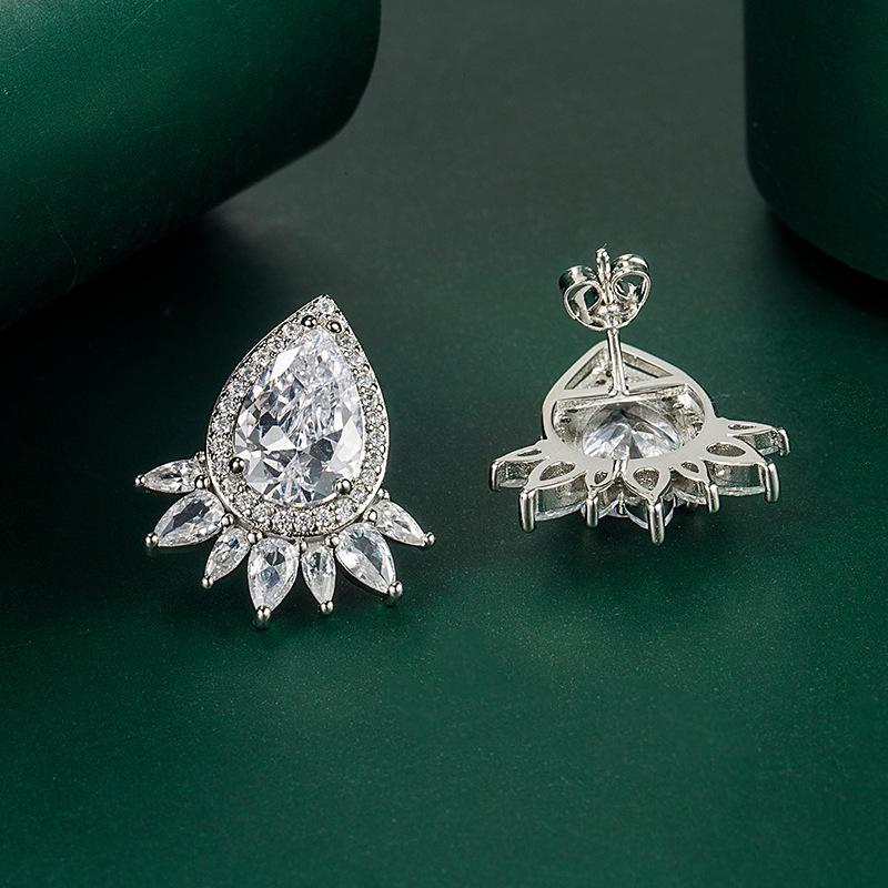 BELLA BOX Fashion Water Drop Zircon Sapphire Stud Earrings Lady Party Accessories