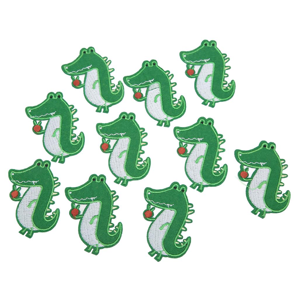 10 шт. железных нашивок из хлопкового материала зеленого цвета с рисунком животных в мультяшном стиле, вышитых своими руками