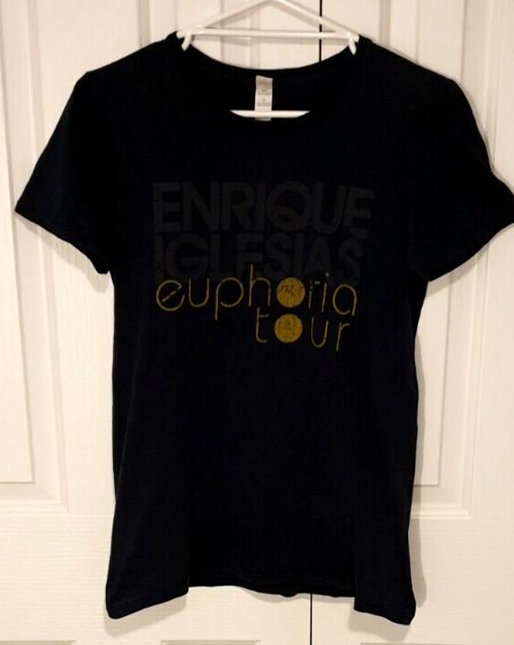 ЭНРИКЕ ИГЛЕСИАС Euphoria World Tour 201112 Футболка Gildan Размер. Взрослый Маленький. Футболка Unisex