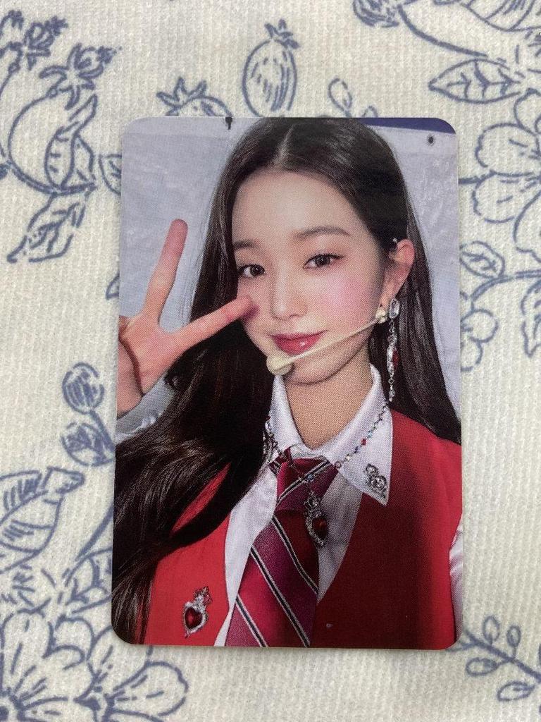 [USED] IVE I've 2022 UNI-KON Bonus Limited Edition Wonyoung Trading Card
