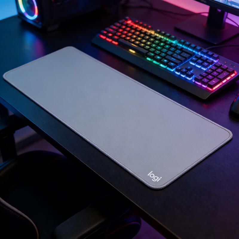 Коврик для мыши Logitech с прошитыми краями