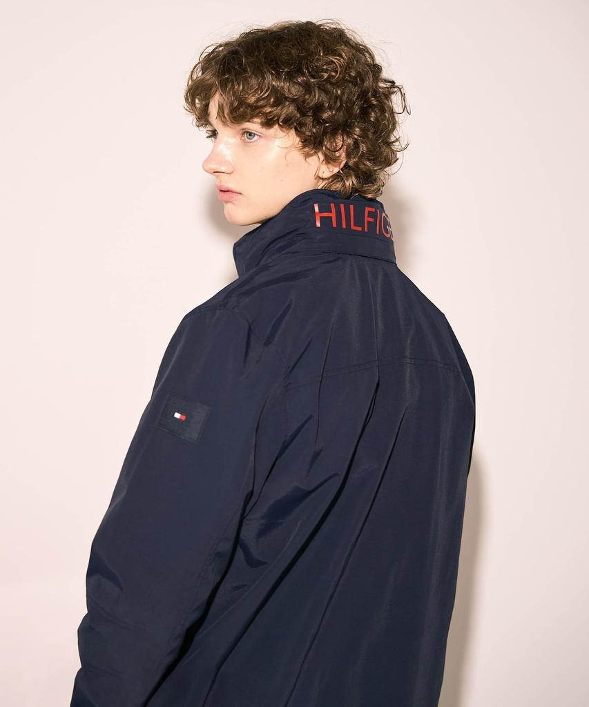 Tommy Hilfiger Официальная эксклюзивная онлайн куртка с воротником-стойкой 78J8338 S Темно-синий Блузон/REGATTA