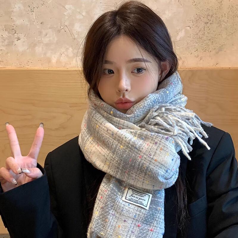 Dusenna Women's Plaid Tassel Scarf