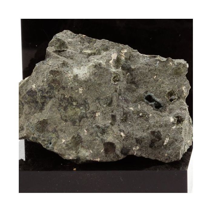 Pumpellyite 276.6 carats