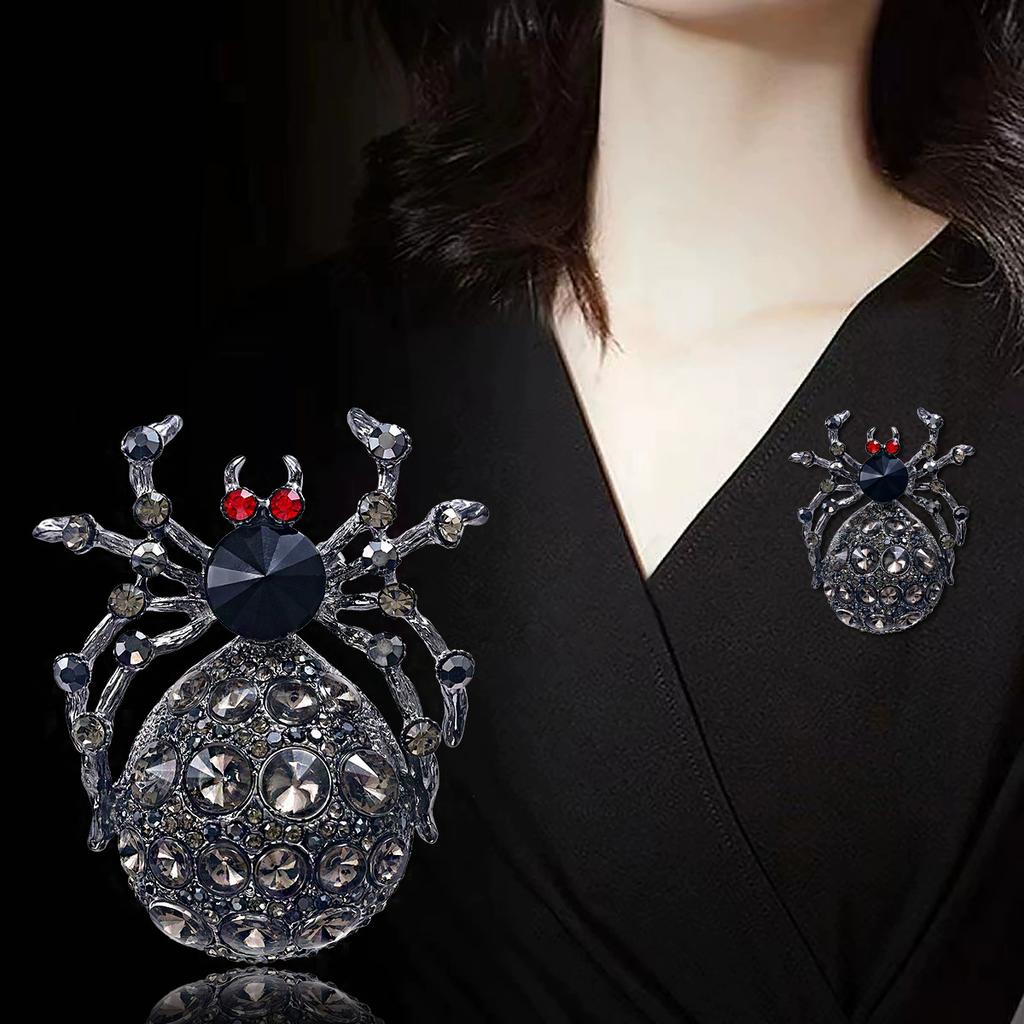 Weiman Gothic Style Spider Brooches Luxury Women Fashion Rhinestone Crystal Gold Plated Alloy Customize Designer Brooch Pins