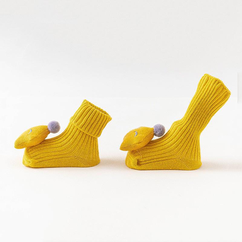Новые летние тонкие милые детские носки с 3D куклой из мультфильма, хлопковые резиновые противоскользящие носки-тапочки для новорожденных, носки для малышей