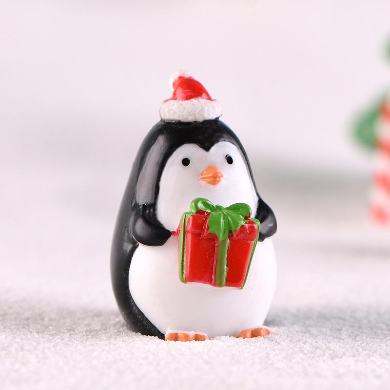 Christmas Cute Little Penguin Micro-landscape Snow Scene Decoration Keychain Pendant Antarctic Penguin Little Animal