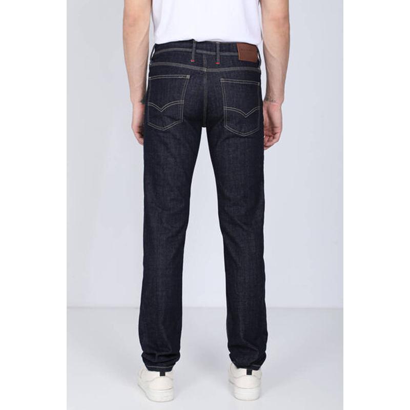 Мужские темно-синие джинсы с контрастной вышивкой