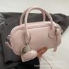 Premium texture simple casual commuter handbag women's 2025 spring new trend versatile messenger pillow bag