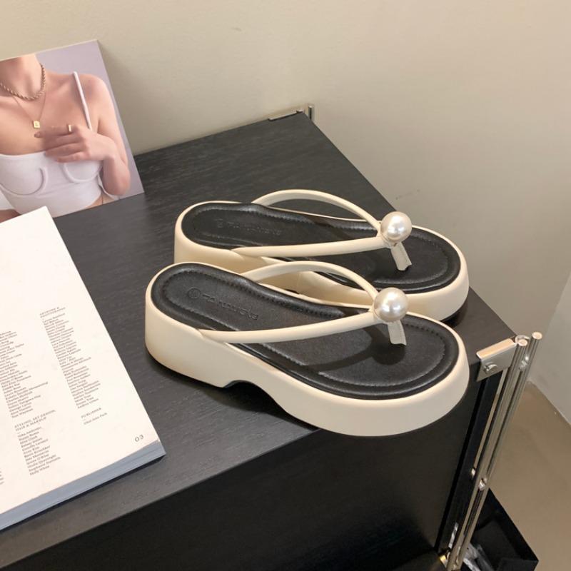 Модные женские тапочки на платформе, летние, новые, с круглым носком, с жемчужной мягкой подошвой, противоскользящие, износостойкие шлепанцы