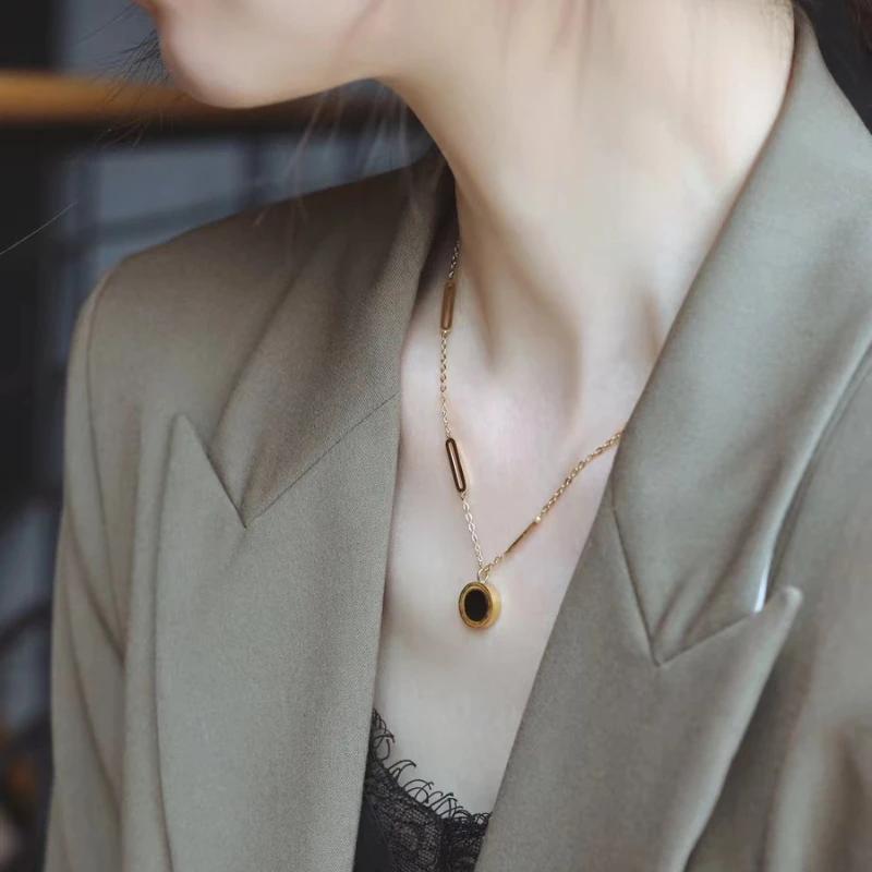 Классическое модное ожерелье с подвеской из титановой стали и римскими цифровыми пластинами 2023 года, модные ювелирные аксессуары для вечеринок, женское сексуальное ожерелье