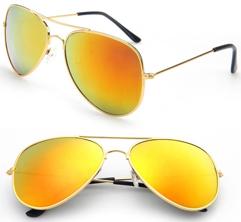 Зеркальные солнцезащитные очки авиаторы