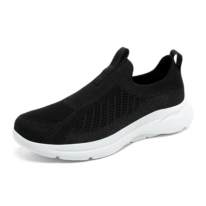 Summer Super Light Athletic Shoes for Men Fashion Hard-wearing Slip-on Male Footwear Breathable Casual Men Sneakers New