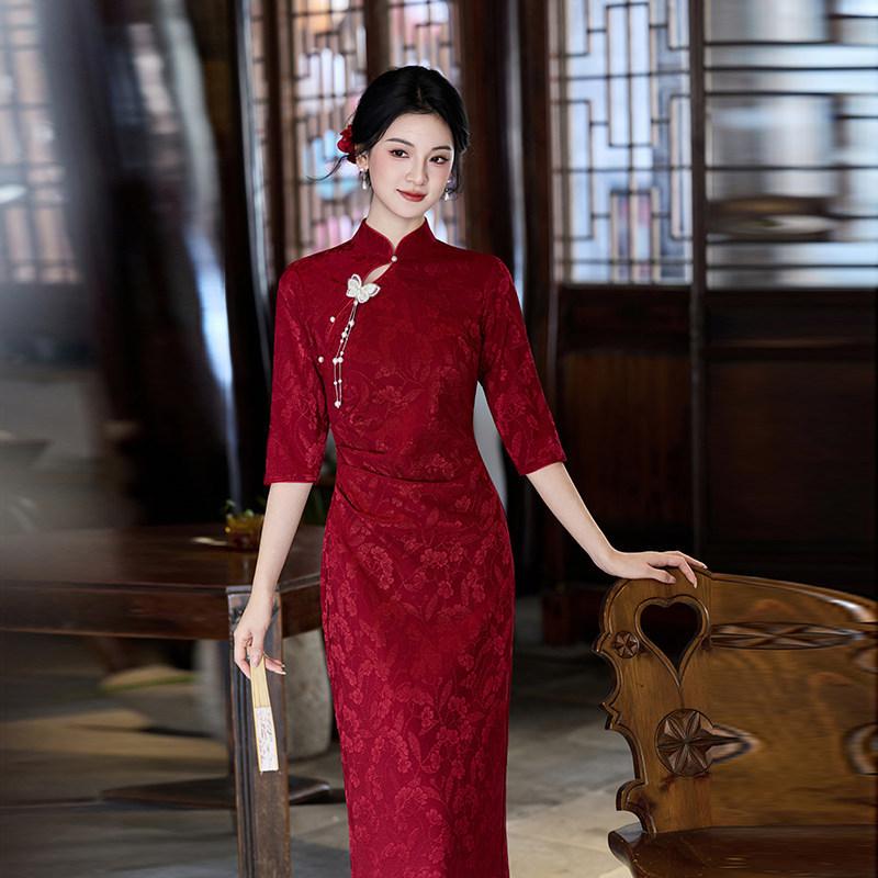 New Chinese long-sleeved cheongsam, seven-quarter-sleeved retro toasting dress, bridal return dress, thin temperament jacquard cheongsam skirt