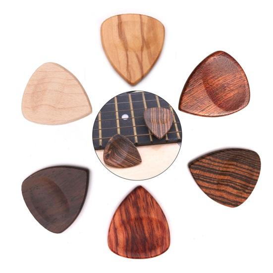 Wooden Guitar Pick Smooth Surface Burr-Free Compact Size Portable Handcrafted Guitar Pick Accessories