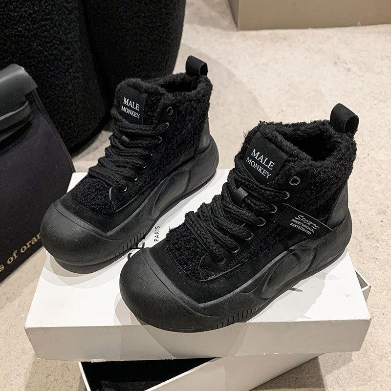 Флисовые сапоги для зимы женские 2025 года, осень и зима, новые универсальные, интернет-знаменитости, теплые, короткие ботинки Martin на платформе, хлопковая обувь
