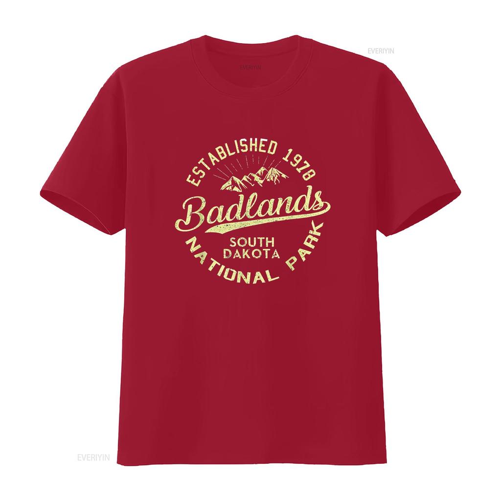 Badlands National Park Hiking Retro Vintage South Dakota T Shirt vintage Washed Stretched Stylish Comfortable designer clothes