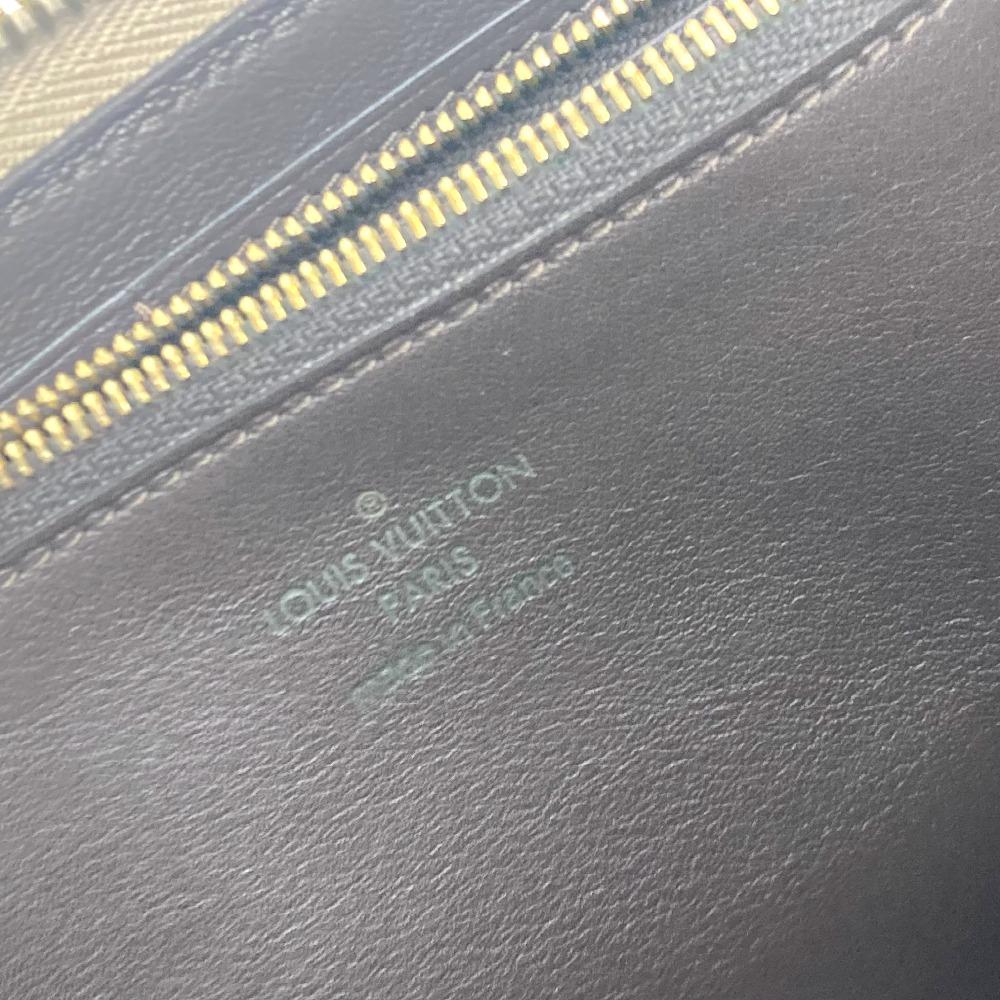 Louis Vuitton M63104 Portefeuille-Comet Wallet L-shaped zipper Long Wallet