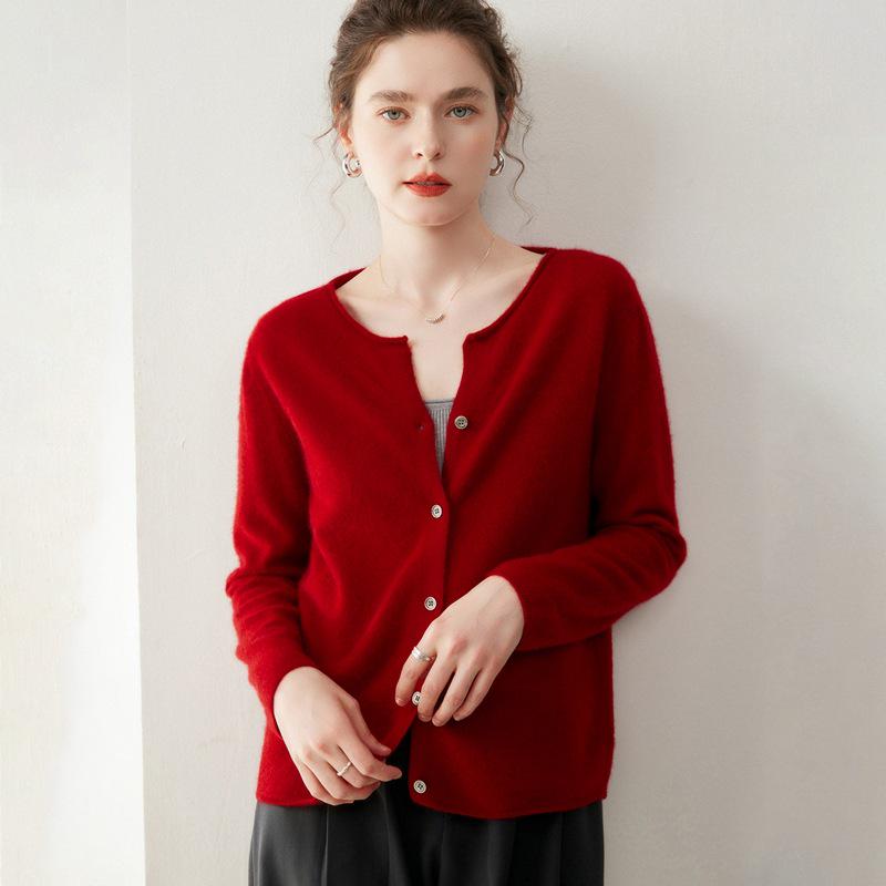 Korean Style Light Luxury Cashmere Cardigan - Women's Round Neck, Rolled Hem, Loose Fit, Slimming Knitwear Versatile Top