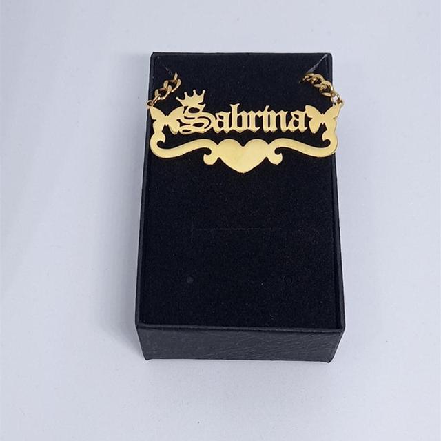 Цепочка с надписью «Curb Box», персонализированное ожерелье с именем в форме сердца, женские ювелирные изделия из нержавеющей стали, цепочка с табличкой, кулон, колье, подарок для лучшей подруги