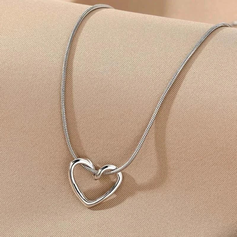 New Angel Wings Stainless Steel Phoenix Eagle Pendant Necklace for Women Girl Trend Elegant Choker Neck Chain Jewelry Gift Party