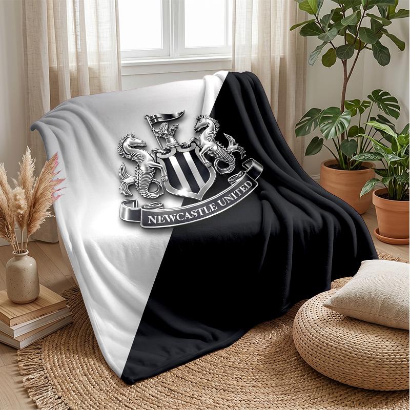 Newcastle United Football Print Flannel Blanket, Soft Warm Lightweight Throw Blanket for Sofa Bed Camping