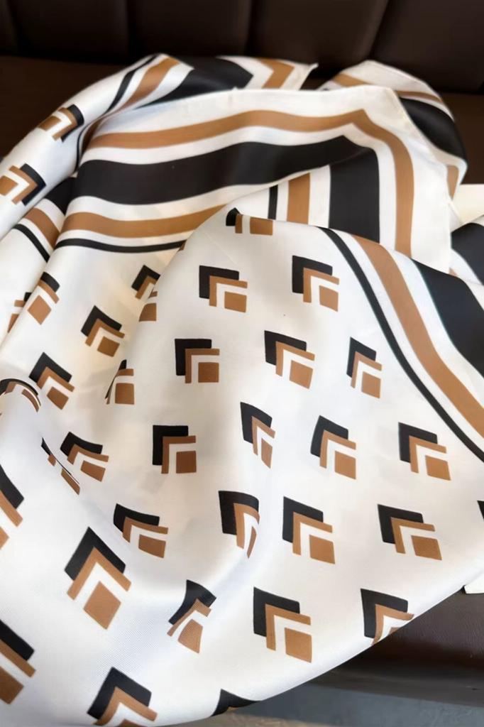Cream Scarf 90x90 With Geometric Pattern - Chic And Modern Classic