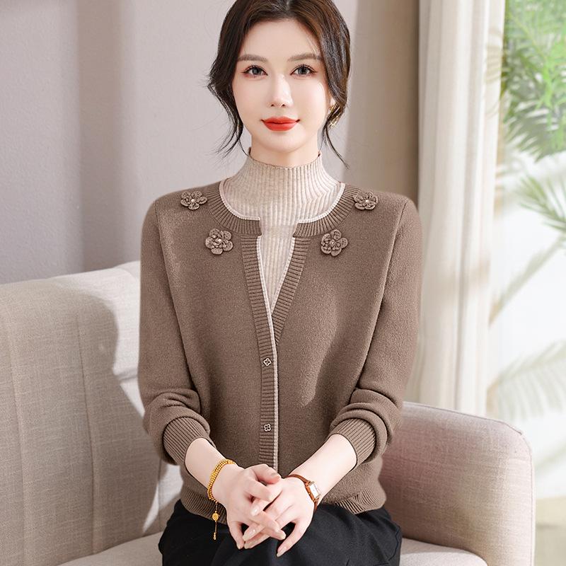 Stylish Faux Two-Piece Velvet Sweater for Middle-Aged & Elderly Women - Warm Knit Base Layer