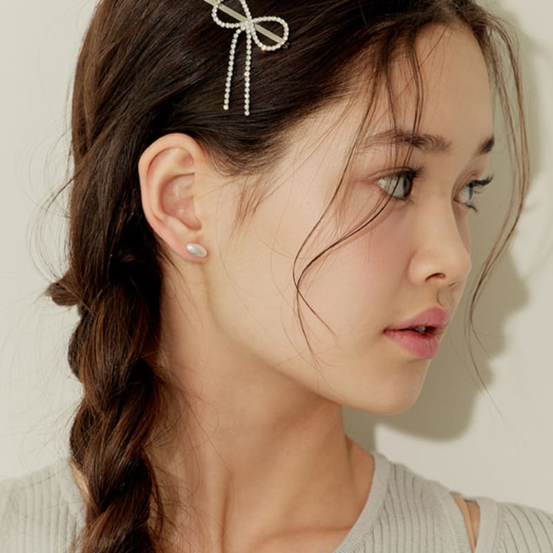 murmur [925silver]Matt shine oval stud earrings