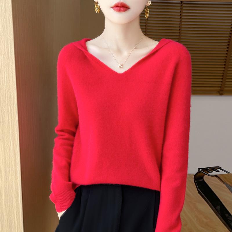 Women's 100% Wool Hooded Sweater: Autumn/Winter Knit, Loose, Soft, Trendy.