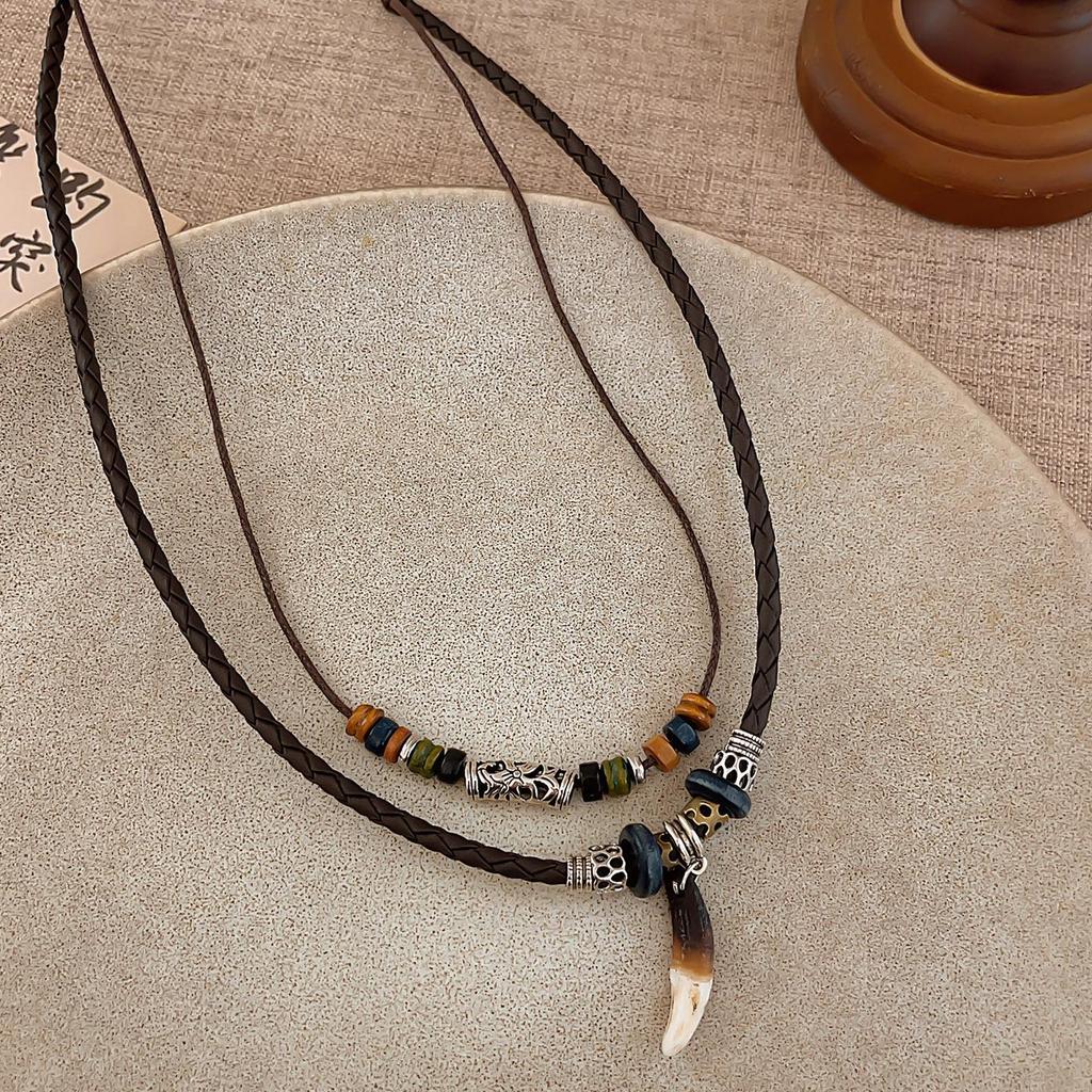 2025 Bohemian Ethnic Choker: Light Luxury Clavicle Necklace for Women