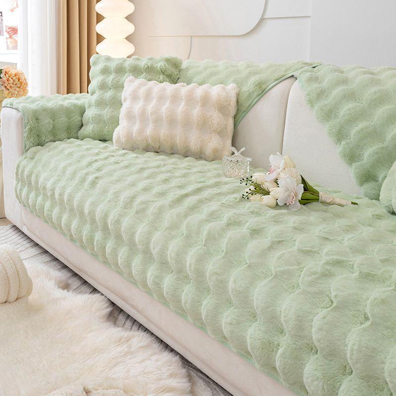 Плюшевый чехол на диван с кроликом Зимняя утолщенная накладка на диван Однотонное премиальное противоскользящее защитное одеяло для дивана Полотенце-пыльник для дивана