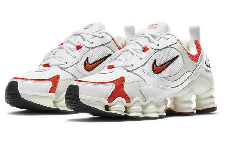 Nike Женские кроссовки Shox Nova White Red AT8046-101