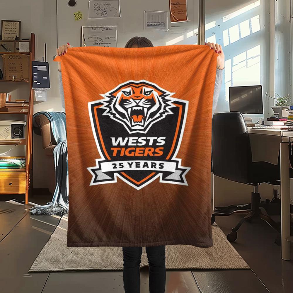 1Pc Wests Tigers Print Flannel Blanket High Quality Warm Comfortable Cover for All Seasons Perfect for Gifts Home Decor