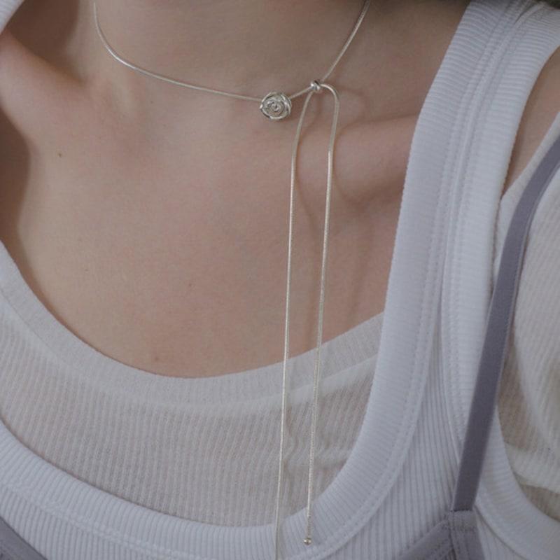 reve Rose rosy necklace