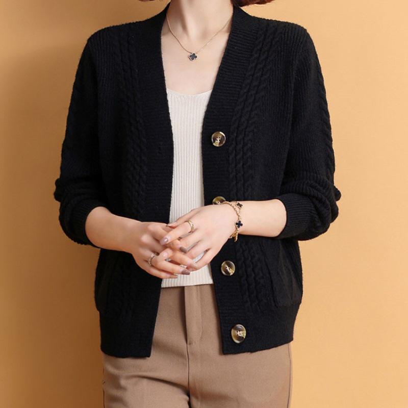 Кардиган крупной вязки в ретро-стиле для женщин