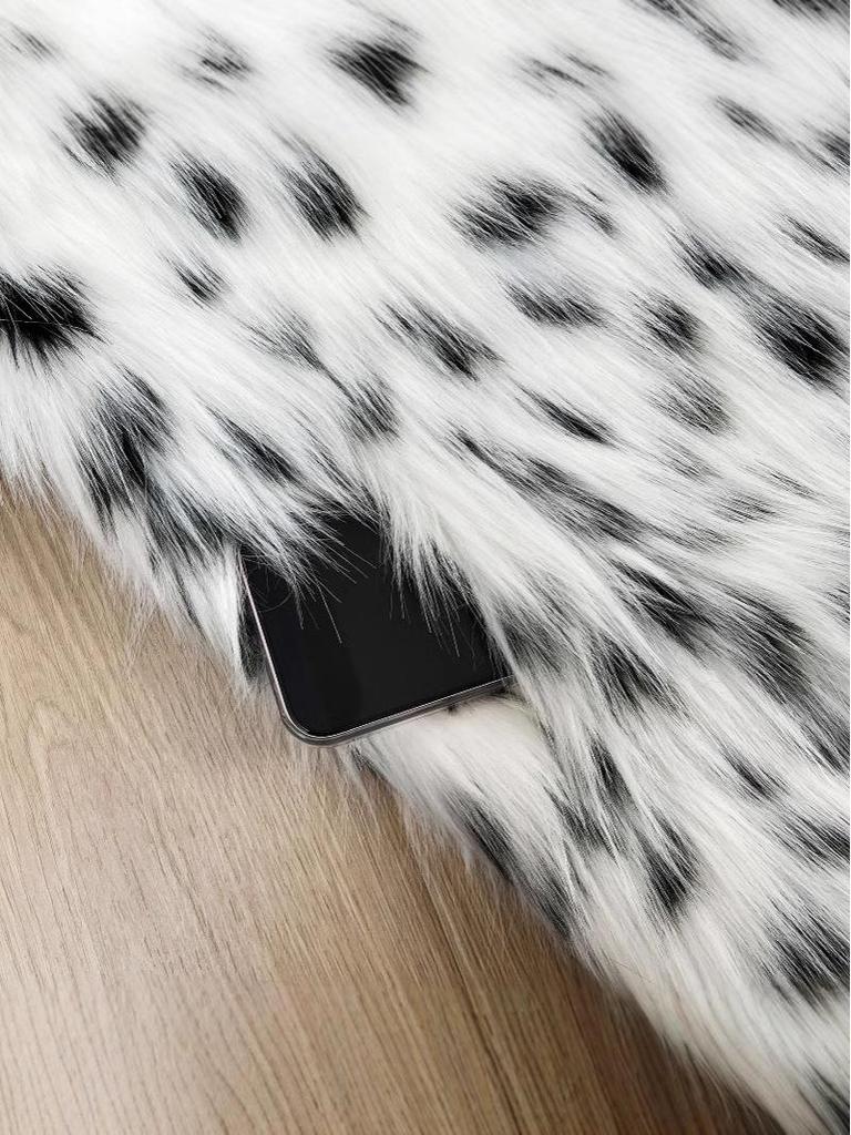 Экологичная пятнистая шуба из искусственного меха лисы - Женская короткая теплая зимняя мода 2025