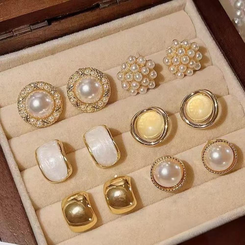 Luxury Design Stud Earrings Gold Color Pearl Earrings Stud Gifts for Women
