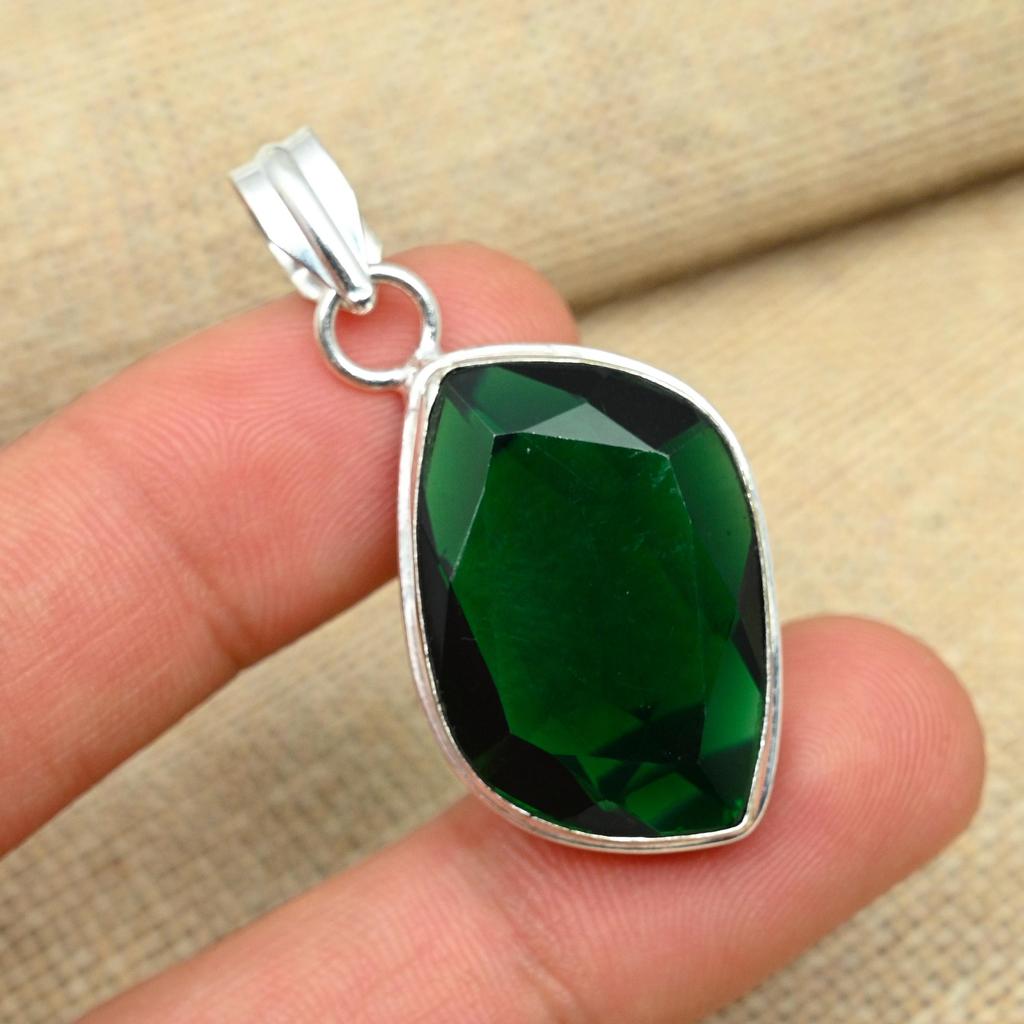 Solid 925 Sterling Silver Chrome Diopside Gemstone Jewelry Handmade Women Pendant