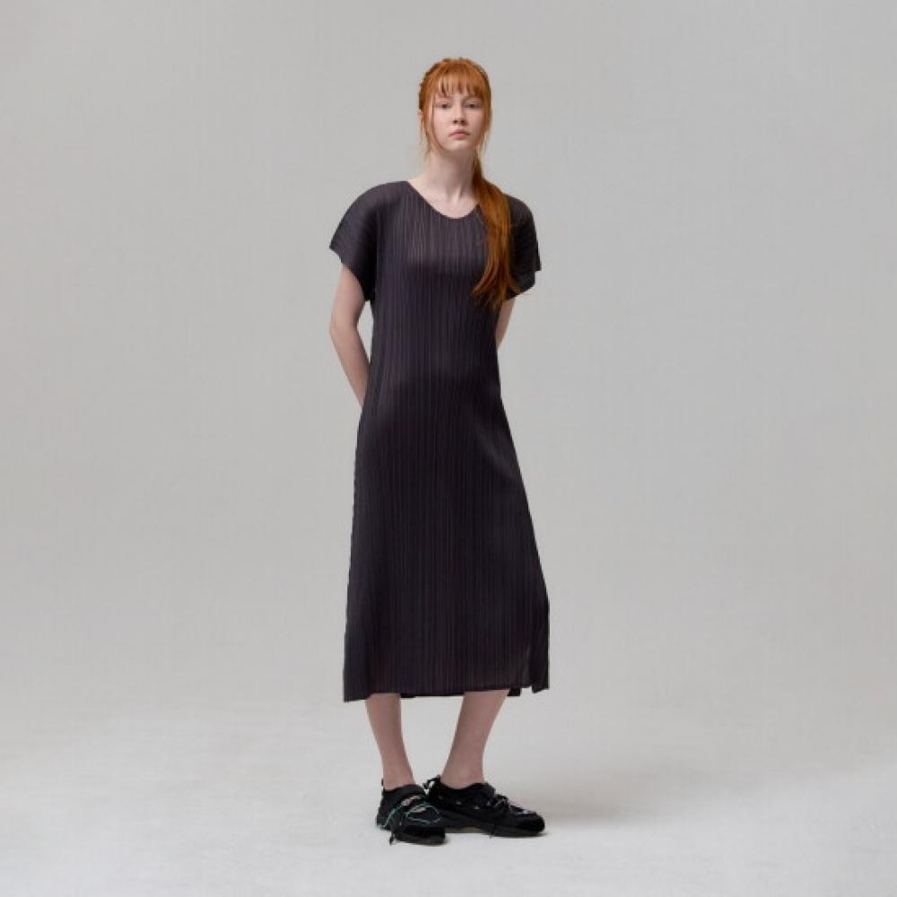 Lapli V Neck Short sleeVe Tuck Detail Dress Apop 126005