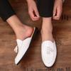 Дизайнерская мода Новые мужские туфли-лоферы с кисточками Полушлепанцы Мужские повседневные Белые Черные Мюли Мокасины Дышащая обувь для вождения