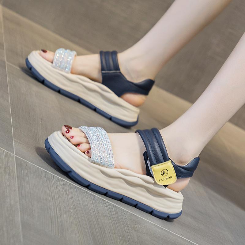 Thick-soled Heightening Sandals for Women's Xiaobai 2025 New Summer Breathable and Versatile Leisure Sports Popular Beach Sandals